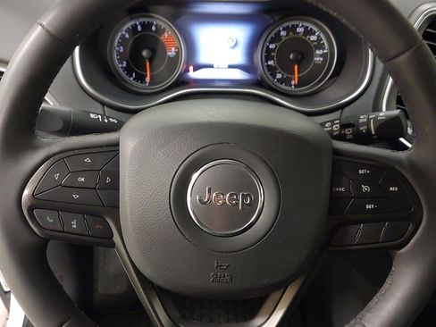 Used 2022 Jeep Cherokee Trailhawk w/ Sun, Sound & Nav Group AWD/4WD image 35