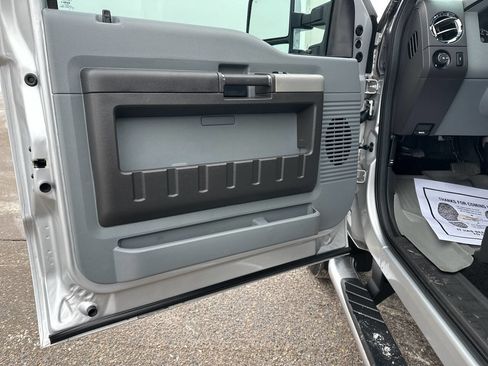 Used 2013 Ford F350 XLT w/ XLT Value Pkg image 36