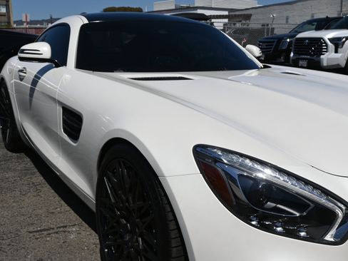 Used 2016 Mercedes-Benz AMG GT S image 11
