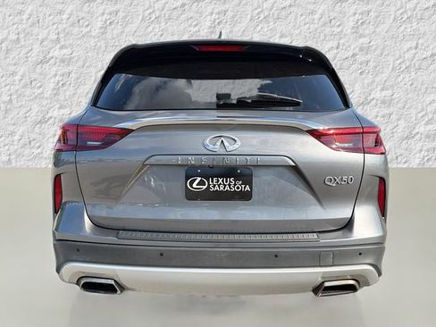 Used 2021 INFINITI QX50 Essential w/ Convenience Package image 4