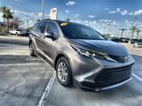 Certified 2021 Toyota Sienna LE image 3