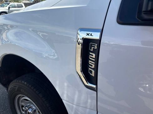 Used 2019 Ford F250 XL w/ XL Value Package AWD/4WD image 8