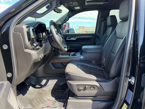 Used 2025 Chevrolet Silverado 3500 High Country w/ High Country Premium Package AWD/4WD image 14