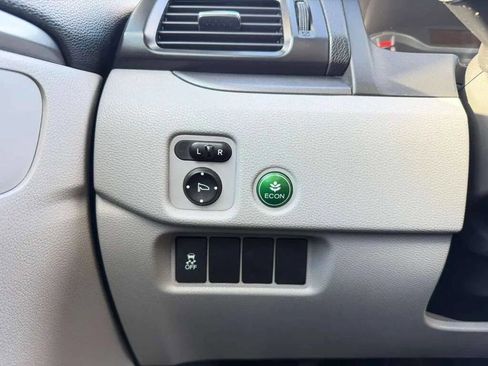 Used 2018 Honda Pilot EX image 19