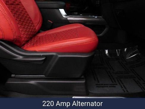 Used 2024 Chevrolet Silverado 2500 LT w/ Convenience Package image 38