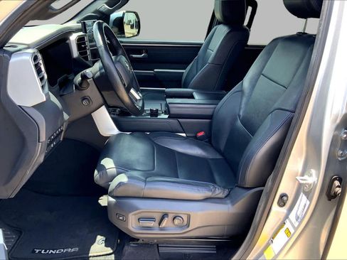 Used 2022 Toyota Tundra Platinum RWD image 8