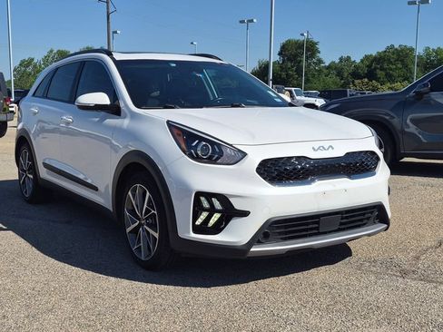 Used 2022 Kia Niro Touring Special Edition FWD image 1
