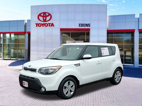 Used 2015 Kia Soul Base image 8