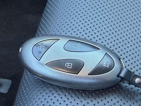 Used 2025 Hyundai Santa Fe SEL AWD/4WD image 21