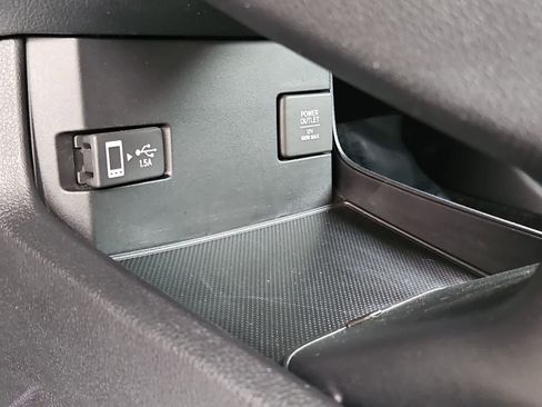 Used 2018 Honda Civic EX image 29