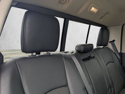 Used 2017 RAM 3500 Laramie AWD/4WD image 17