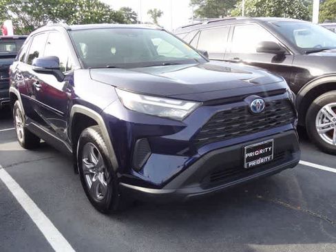Used 2023 Toyota RAV4 XLE w/ Convenience Package AWD/4WD image 3