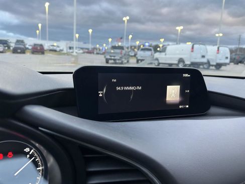 Used 2025 MAZDA MAZDA3 s image 31