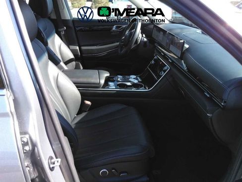 Used 2025 Genesis GV80 2.5T Standard AWD/4WD image 4