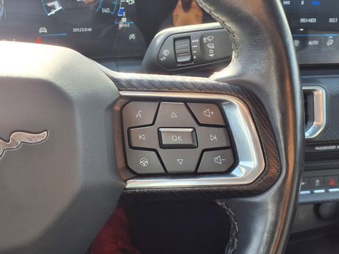 Used 2025 Ford Mustang Premium RWD image 17