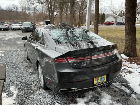 Used 2017 Lincoln MKZ Reserve w/ Technology Package image 7