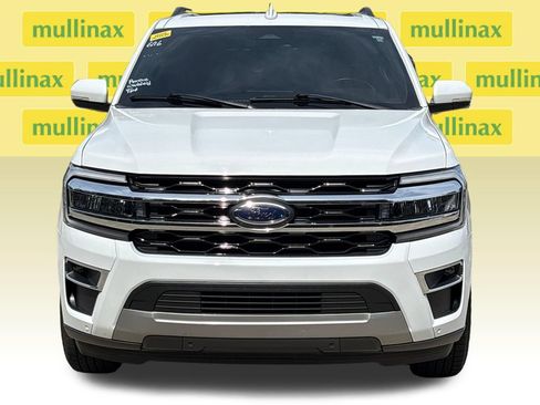 Used 2024 Ford Expedition Limited RWD image 15