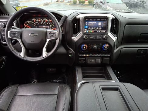 Used 2020 Chevrolet Silverado 1500 LT Trail Boss image 15