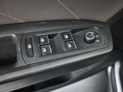 Used 2023 Volkswagen Atlas SE image 13