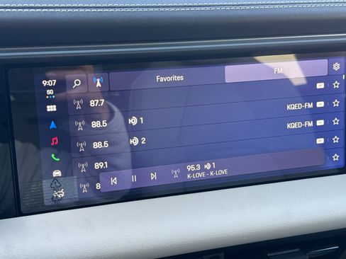 New 2026 Porsche Macan 4 Electric image 22