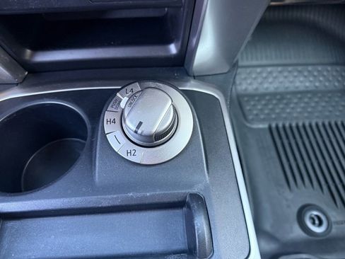 Used 2019 Toyota 4Runner SR5 image 27