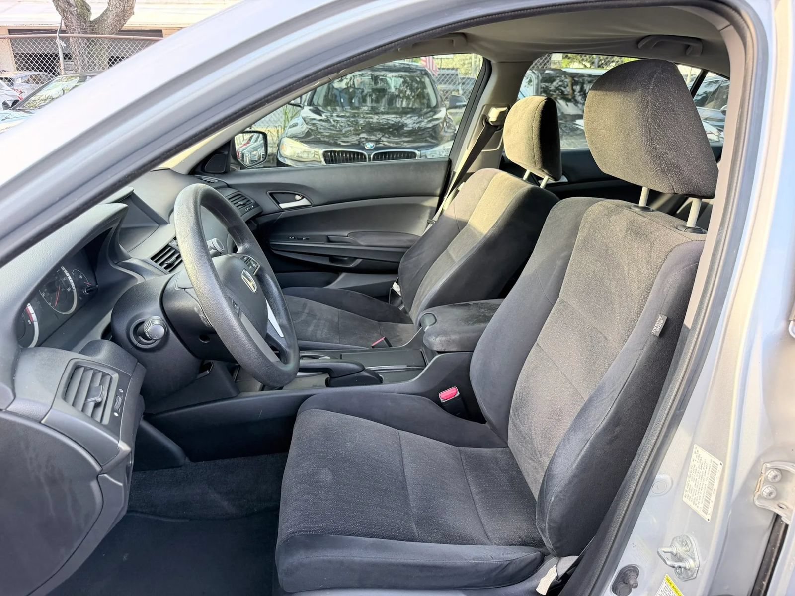 Used 2009 Honda Accord LX-P image 17