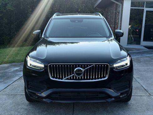 Used 2022 Volvo XC90 T6 Momentum AWD/4WD image 9