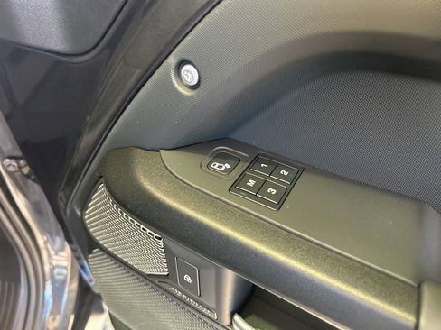 Used 2023 Land Rover Defender 110 Carpathian Edition image 31