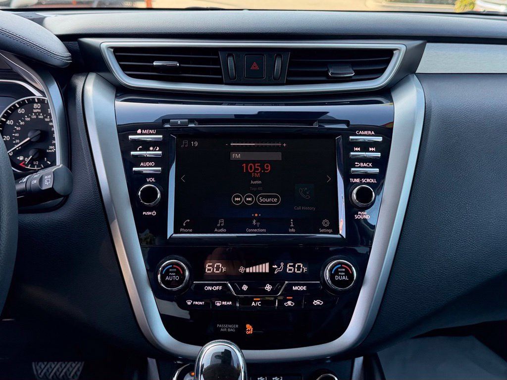 Used 2024 Nissan Murano SV w/ SV Midnight Edition Package FWD image 17