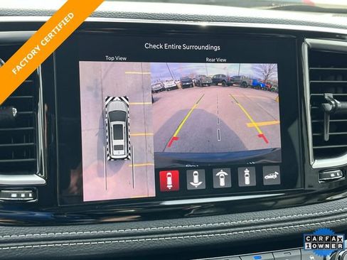 Certified 2024 Chrysler Pacifica Limited image 36