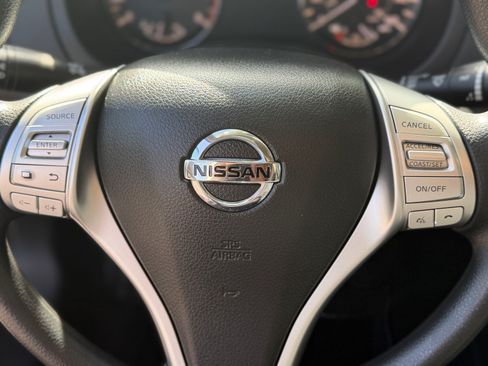 Used 2017 Nissan Altima 2.5 S w/ Power Driver Seat Package FWD image 33