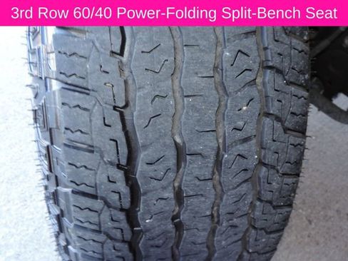 Used 2023 Chevrolet Tahoe Z71 w/ Luxury Package image 20