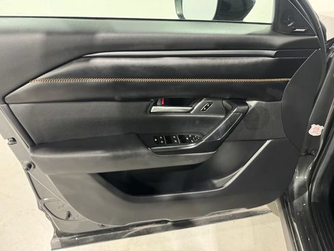 Used 2025 MAZDA CX-50 AWD 2.5 S w/ Premium Plus Pkg image 18