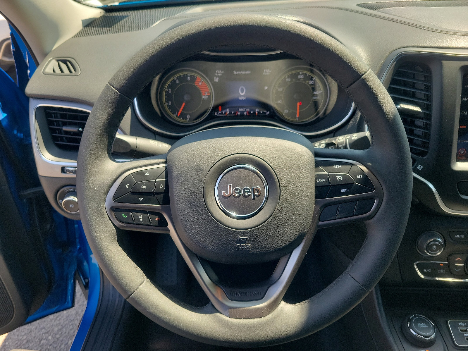 Used 2022 Jeep Cherokee Latitude Lux AWD/4WD image 18