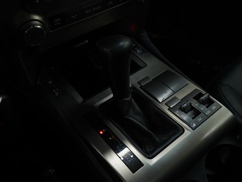 Used 2016 Lexus GX 460 image 20