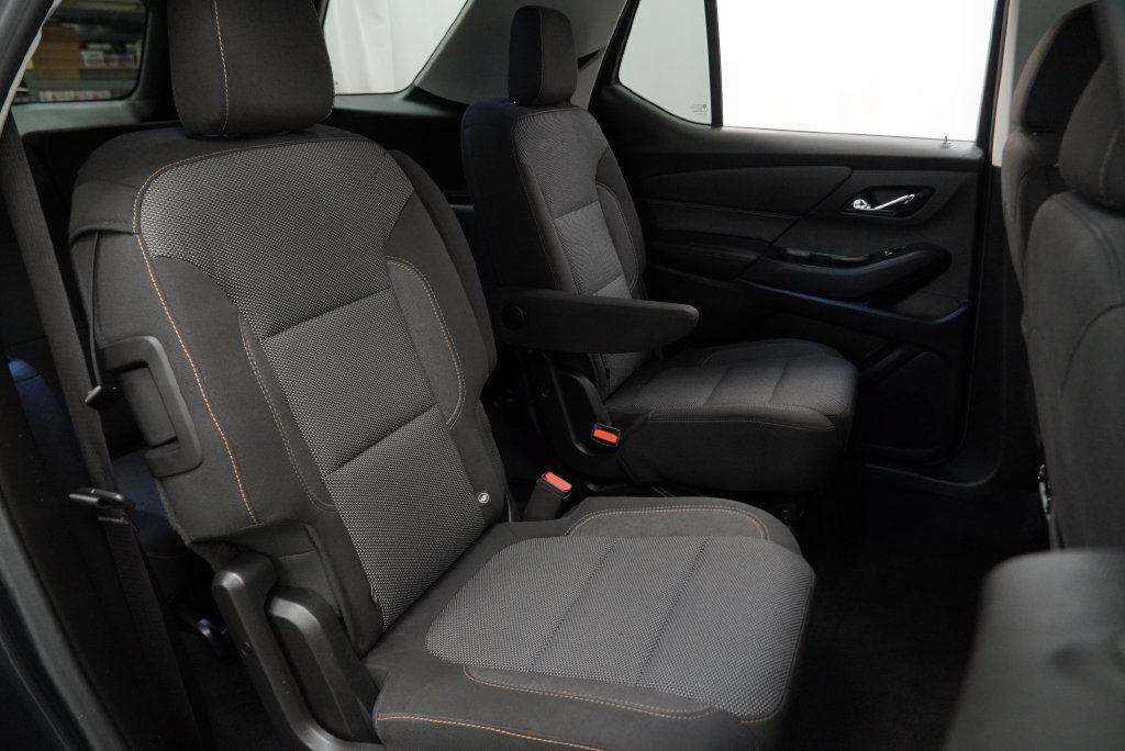 Used 2018 Chevrolet Traverse LT AWD/4WD image 39