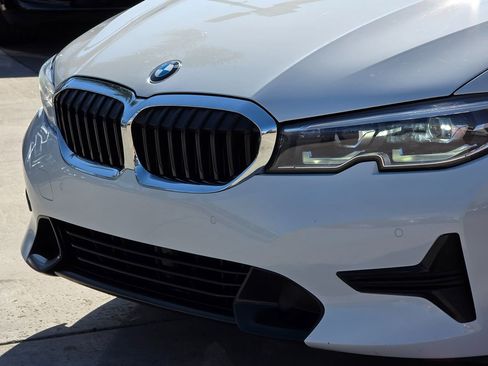 Used 2020 BMW 330i Sedan w/ Convenience Package image 9