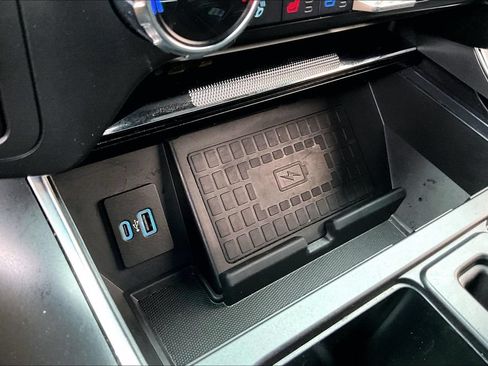 Used 2022 Ford F150 Raptor w/ Equipment Group 801A High AWD/4WD image 30