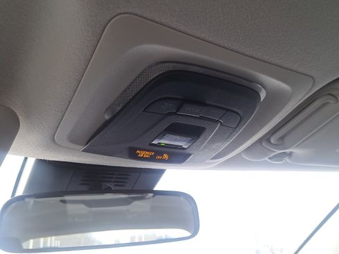 Certified 2023 Toyota Corolla LE image 30