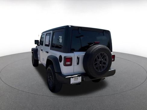 Used 2025 Jeep Wrangler Unlimited Sport AWD/4WD image 11