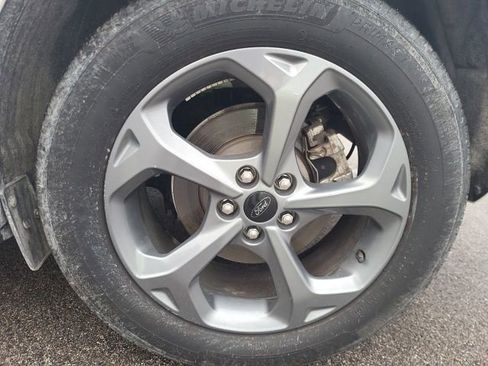 Used 2023 Ford Escape ST-Line image 18