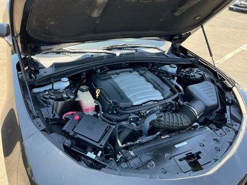 Used 2018 Chevrolet Camaro SS RWD image 22