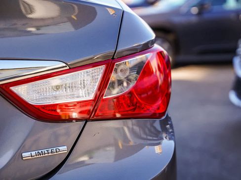 Used 2013 Hyundai Sonata Limited image 9