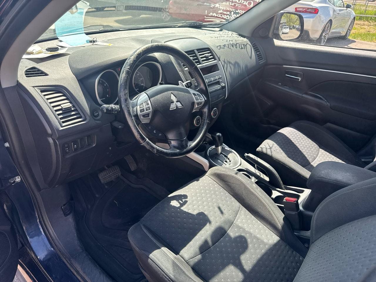 Used 2011 Mitsubishi Outlander Sport SE FWD image 9