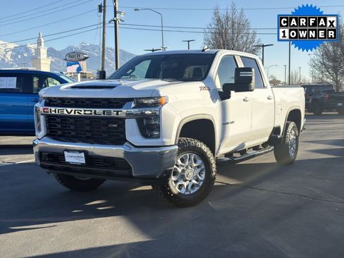 Used 2020 Chevrolet Silverado 3500 LT image 2