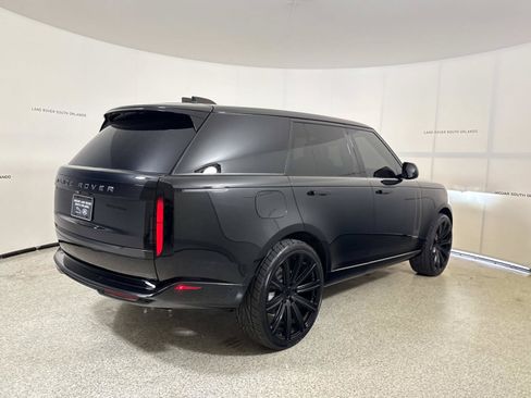 Used 2023 Land Rover Range Rover SE AWD/4WD image 5