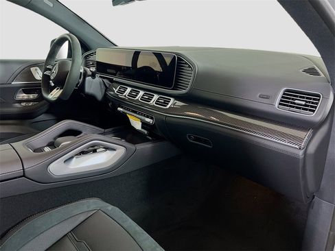 Used 2026 Mercedes-Benz GLE 53 AMG 4MATIC Coupe image 32