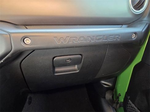 Used 2019 Jeep Wrangler Unlimited Rubicon image 33