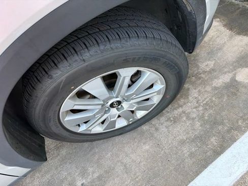 Used 2025 Hyundai Palisade SEL FWD image 15
