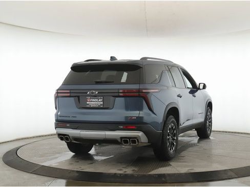 Used 2025 Chevrolet Traverse Z71 w/ LPO, Floor Liner Package image 7